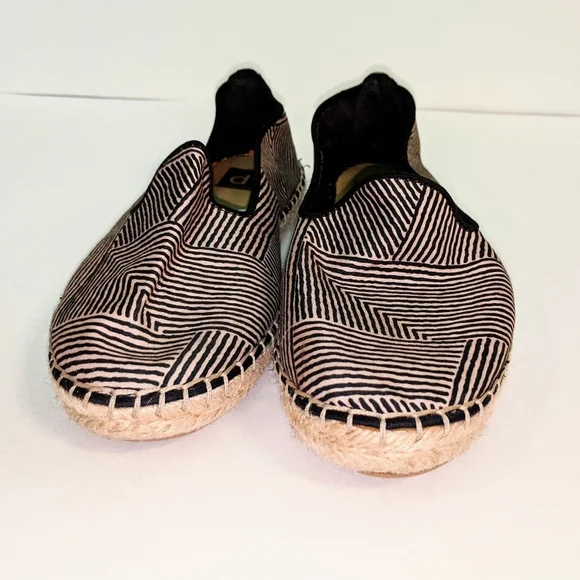 DV Dolce Vita Ollie Striped Espadrille Flats - Picture 2 of 7